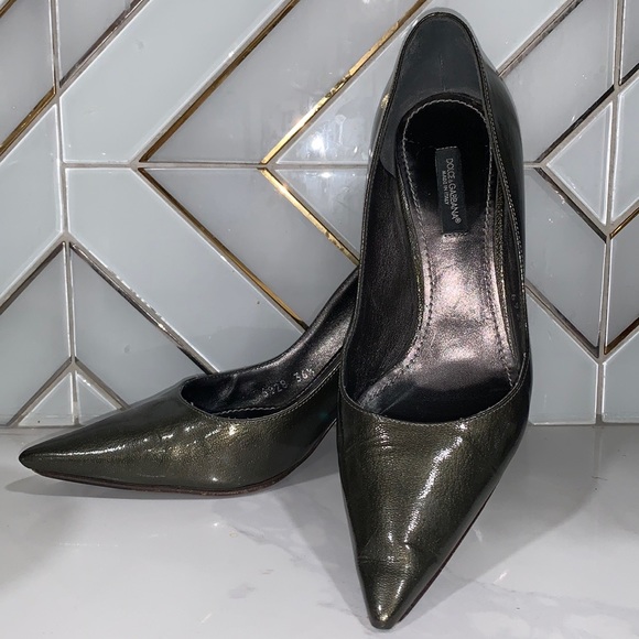 Dolce & Gabbana pointed toe stiletto high heeled pumps. - Picture 4 of 16